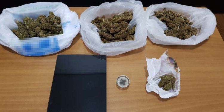 Συνελήφθησαν 2 Έλληνες στην Αλεξανδρούπολη κατηγορούμενοι για αποθήκευση και διακίνηση ναρκωτικών