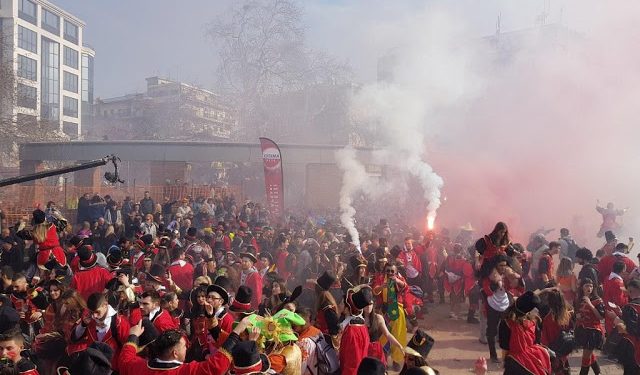 ΣΦΗΝΑΚΙΑ ΚΑΙ ΛΑΒΡΑΚΙΑ #Τι “παίζει” με την Μάνια Ασλάνογλου; Η νέα εμφάνιση του Μάκη Αρίφογλου..