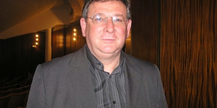 ΛΑΪΚH ΣΥΣΠΕΙΡΩΣΗ ΠΕΡΙΦΕΡΕΙΑΣ ΑΝAT. ΜΑΚΕΔΟΝΙΑΣ – ΘΡΑΚΗΣ:      ΟΧΙ ΜΕΤΙΟΥ ΚΑΙ ΜΑΡΚΟΠΟΥΛΟΥ ΣΤΗΝ ΕΚΦΡΑΣΗ ΣΥΜΠΑΡΑΣΤΑΣΗΣ ΑΠΟ ΤΟ ΠΕΡΙΦΕΡΕΙΑΚΟ ΣΥΜΒΟΥΛΙΟ ΣΤΟΥΣ ΔΙΩΚΟΜΕΝΟΥΣ ΓΙΑ ΤΩΝ ΑΓΩΓΟ ΤΑΠ