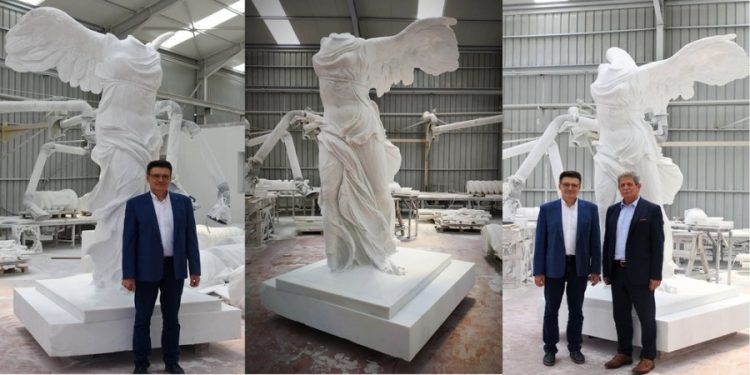 Νίκη Σαμοθράκης από μάρμαρο Θάσου  με βάση την 3D ψηφιοποίηση
