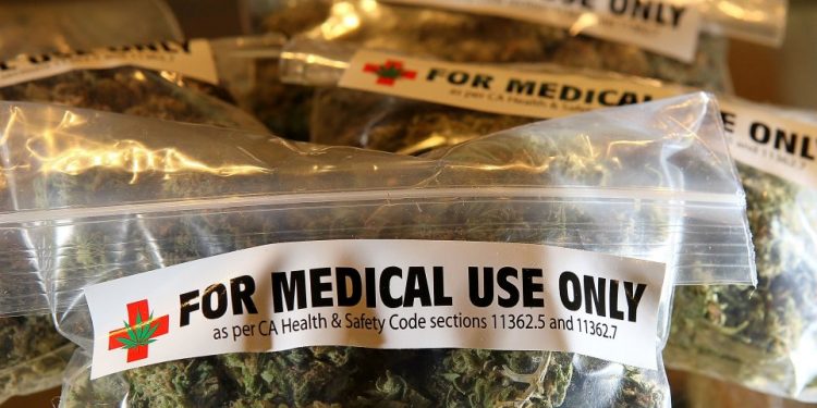 Το υπ. Υγείας ενέκρινε την εισαγωγή του  πρώτου φαρμάκου κάνναβης