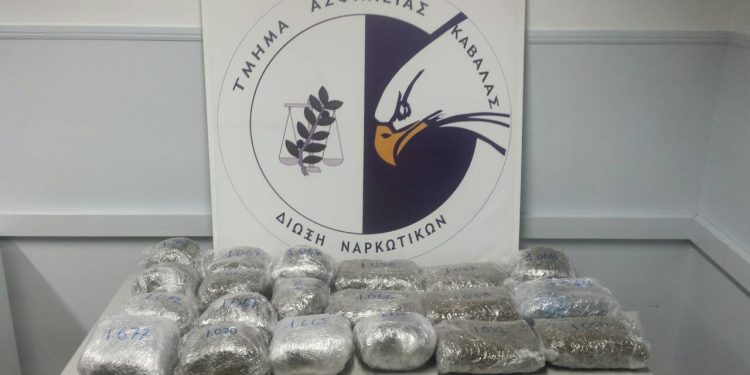 Εξαρθρώθηκε συμμορία που εισήγαγε ναρκωτικά από την Αλβανία και τα διακινούσε στο Ν. Καβάλας