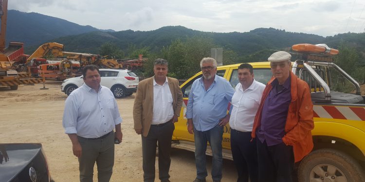 Συνάντηση εργασίας του Αντιπεριφερειάρχη Ξάνθης Κώστα Ζαγναφέρη με τον Νομάρχη του Σμόλιαν Νεντιάλκο Σλάβωφ  για τον κάθετο δρόμο από Δημάριο για Βουλγαρία!