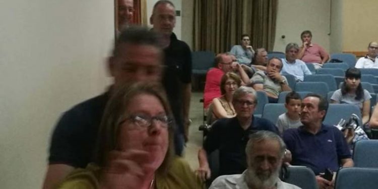 Τουρκία: Ο δημοσιογράφος Γκιούλ της εφημερίδας Cumhuriyet απαλλάχθηκε από την κατηγορία της «δημοσίευσης κρατικών μυστικών»