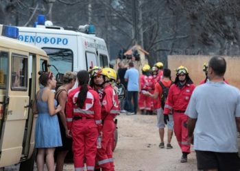 Eλληνικός Ερυθρός Σταυρός: «Υπάρχει ένας και μοναδικός λογαριασμός για τους πυροπαθείς»