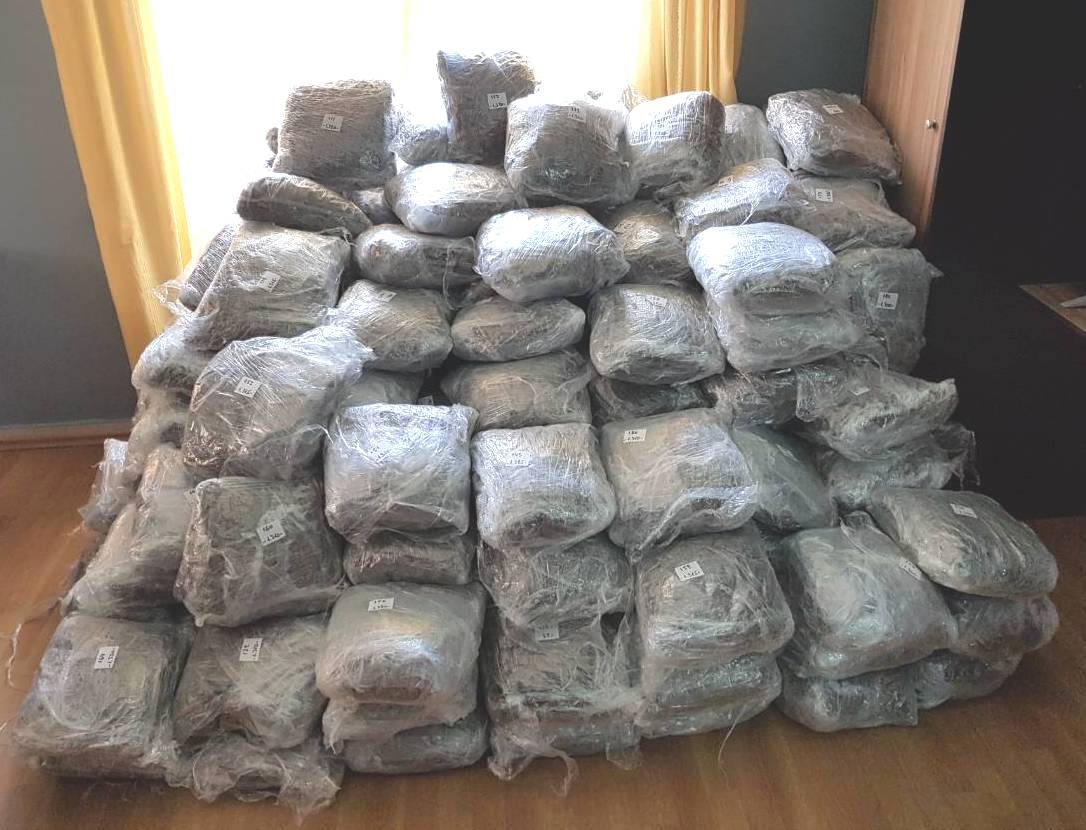 Πάνω από 263 κιλά ακατέργαστης κάνναβης εντοπίστηκαν και κατασχέθηκαν στην ευρύτερη περιοχή της Αλεξανδρούπολης