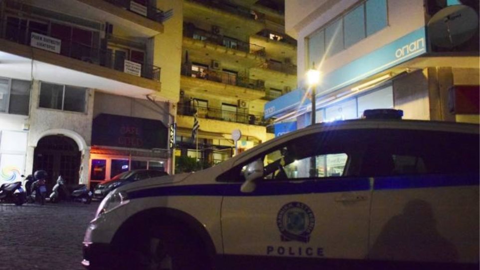 ΞΕΔΙΠΛΩΘΗΚΕ πλήρως το θρίλερ. Ο επιχειρηματίας, δολοφόνησε τον φίλο και κουμπάρο του και μετά αυτοκτόνησε