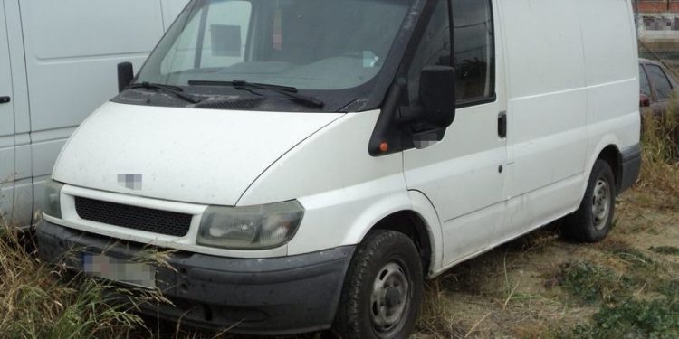 Σύλληψη 3 διακινητών και 35 λαθρομεταναστών στους νομούς Έβρου και Ροδόπης