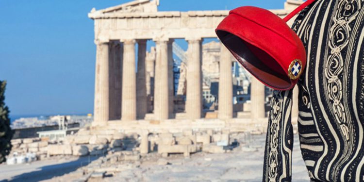 Έκθεση φωτογραφίας: «Εύζωνες – Οι Φύλακες των Αφανών» για τα 99α «Ελευθέρια» της Ξάνθης