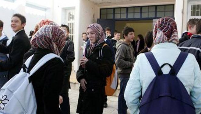 ΘΕΜΑΤΑ ΜΕΙΟΝΟΤΙΚΗΣ ΕΚΠΑΙΔΕΥΣΗΣ  Πολιτική με δημοκρατία, αλήθεια και ανθρωπισμό