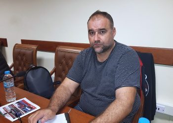 ΟΡΙΣΤΙΚΑ ΜΕ ΛΥΡΑΤΖΗ  Υποψήφιος δημοτικός σύμβουλος   Ξάνθης ο Παναγιώτης Σταυρακάρας!