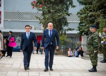 Ο ΤΟΨΙΔΗΣ ΕΠΙΤΑΧΥΝΕ  Τις εξελίξεις στην Περιφέρεια ΑΜΘ!