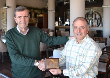 Βραβεύτηκε από το 2ο ΕΠΑΛ Ξάνθης ο πρώην διευθυντής του  2ου ΤΕΛ και του 2ου ΤΕΕ Ξάνθης Σεργκενλίδης Κρυωνάς