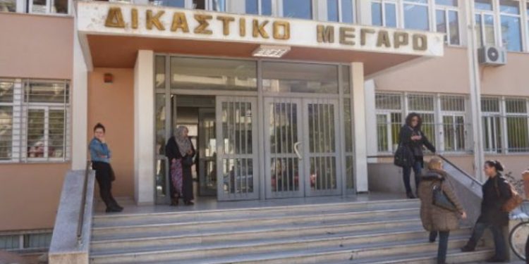 ΜΠΡΑΒΟ ΣΤΟΝ ΔΙΚΗΓΟΡΙΚΟ ΣΥΛΛΟΓΟ ΞΑΝΘΗΣ  Με 20 ευρώ αναλαμβάνει δράση για την δικαστική διεκδίκηση των ΑΝΑΔΡΟΜΙΚΩΝ της κύριας και Επικουρικής Σύνταξης και  των δώρων!