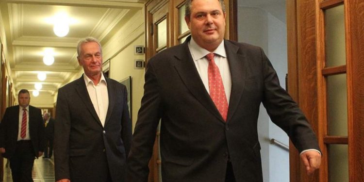 Ραγδαίες εξελίξεις στους ΑΝΕΛ: Ο Π. Σγουρίδης υπέβαλε την παραίτησή του  – Δεν έγινε δεκτή από τον Π. Καμμένο