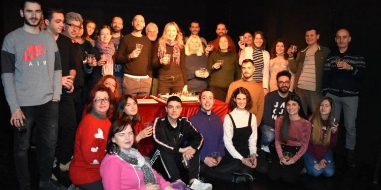 Το θεατρικό εργαστήρι Ανατολικά του Νέστου  έκοψε την καθιερωμένη του βασιλόπιτα