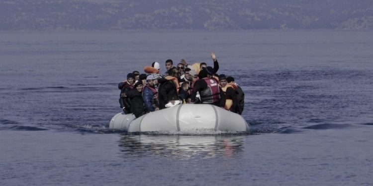 Έβρος: Αυξήθηκαν οι αφίξεις προσφύγων με βάρκες τον Ιανουάριο