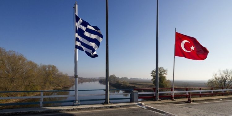 Ελεύθεροι με περιοριστικούς όρους  οι δύο που συνελήφθησαν σε απαγορευμένη περιοχή στη Βύσσα