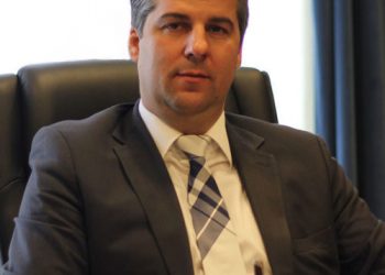 ΑΠΑΝΤΗΣΗ ΤΟΨΙΔΗ ΣΕ ΑΝΑΚΡΙΒΕΙΣ ΔΗΛΩΣΕΙΣ ΜΕΤΙΟΥ ΓΙΑ ΤΟΝ ΕΠΙΚΕΦΑΛΗΣ ΤΗΣ ΠΑΡΑΤΑΞΗΣ ΠΕΡΙΦΕΡΕΙΑΚΗ ΣΥΝΘΕΣΗ