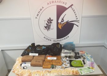 Συνελήφθησαν 2 μέλη συμμορίας για διακίνηση σημαντικών ποσοτήτων ναρκωτικών