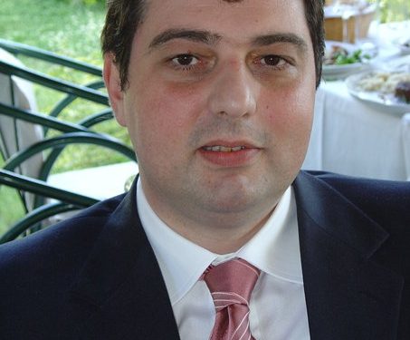 ΥΠΟΨΗΦΙΟΣ ΜΕ ΧΡΗΣΤΟ ΜΕΤΙΟ!Ο Κώστας Κουρτίδης είπε το «ΝΑΙ» αλλά υπό…προϋποθέσεις μετά τη συνάντηση που είχαν!  
