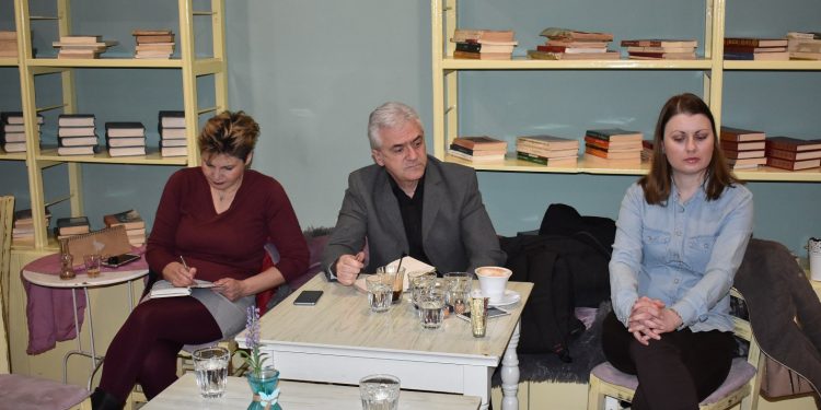 ΣΥΝΑΝΤΗΣΗ ΓΙΩΡΓΟΥ ΧΑΤΖΗΘΕΟΔΩΡΟΥ- ΣΥΛΛΟΓΩΝ ΓΙΑ ΤΟ ΞΑΝΘΙΩΤΙΚΟ ΚΑΡΝΑΒΑΛΙ: Οι θεσμοί δεν πρέπει να μένουν στάσιμοι αλλά συνεχώς πρέπει να ανανεώνονται με νέες ιδέες!