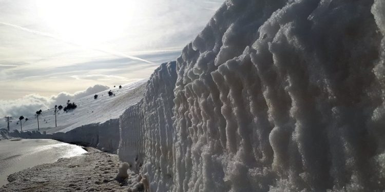 Φαλακρό Δράμας: Κλειστό το χιονοδρομικό,  λόγω του μεγάλου όγκου χιονιού