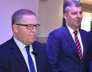 ΞΕΣΗΚΩΣΕ ΟΛΗ ΤΗΝ ΚΑΒΑΛΑ ΕΝΑΝΤΙΟΝ ΤΟΥ!  Πανικός Μέτιου «ξήλωσε» τον Αντιπεριφερειάρχη  Καβάλας, «ευλογεί» τον Δημήτρη Πέτροβιτς!
