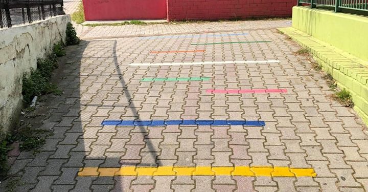 Ο Δήμαρχος Ξάνθης συγχαίρει τους συντελεστές της πολύχρωμης πρωτοβουλίας στο πάρκο επί της Σάρδεων       