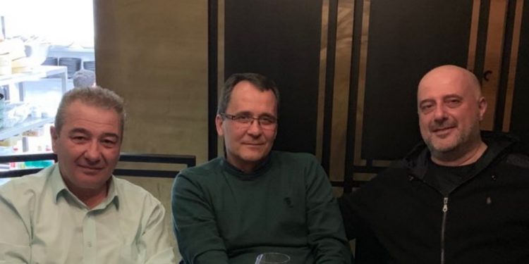 ΕΧΟΥΜΕ ΔΥΝΑΤΗ ΟΜΑΔΑ! Ο Χαράλαμπος Δημαρχόπουλος είναι ένας έντιμος και καθαρός Δήμαρχος που δεν συμβιβάστηκε. Γι’ αυτό πήγα μαζί του!