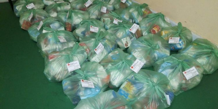 Συλλογή τροφίμων και ειδών υγιεινής από τον Ερυθρό Σταυρό Ξάνθης