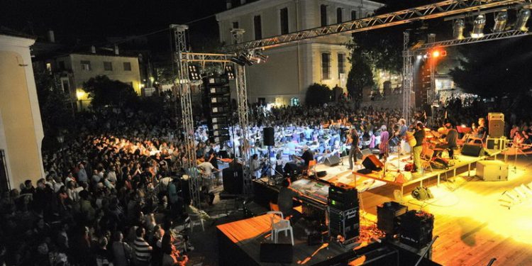 Γιορτές Παλιάς Πόλης 2019: Αλλάζουν ημερομηνίες οι συναυλίες του «Χρήστου Θηβαίου & String Demons» και της «Λένα Αλκαίου – Ζωή Παπαδοπούλου».