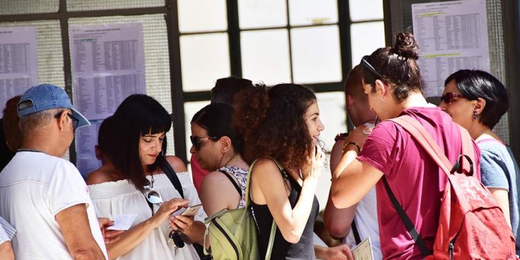 Πιθανότατα αύριο η ανακοίνωση των βάσεων εισαγωγής