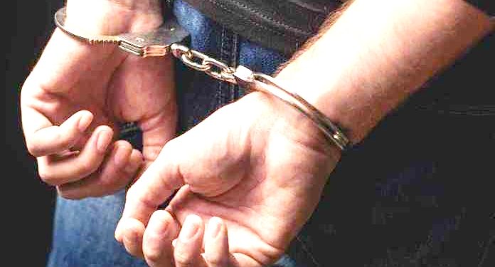 Σσσσσ….Ψίθυροι – 22χρονος έκλεψε πορτοφόλι από αυτοκίνητο στην Ξάνθη