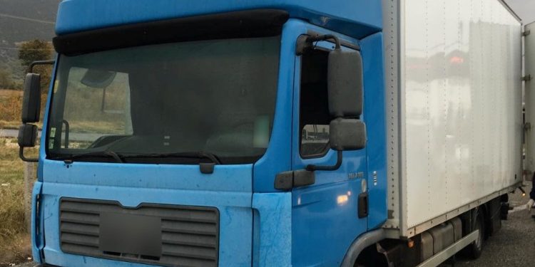 Παραλίγο νέο Έσσεξ στην Ξάνθη – Στοιβαγμένοι σε φορτηγό 41 μετανάστες