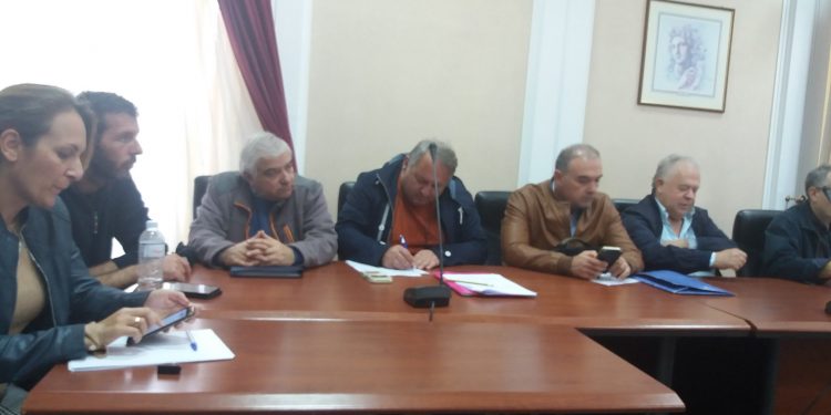 Eκτακτη σύσκεψη στην Π.Ε. Ξάνθης με θέμα το κρούσμα της αφρικανικής πανώλης των χοίρων κοντά στα ελληνοβουλγαρικά σύνορα