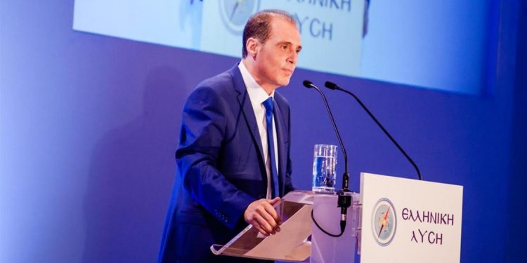 Ερώτηση Βελόπουλου: «Γιατί ο φράχτης του Έβρου δεν έχει ενισχυθεί και με φορτίο ηλεκτρικού ρεύματος;»