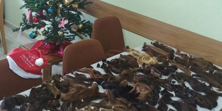 Ροδόπη: 180 γυναίκες έκοψαν τα μαλλιά τους για καρκινοπαθείς