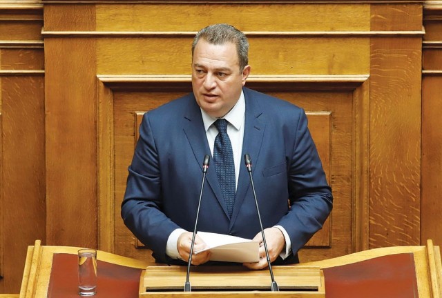 Ευριπίδης Στυλιανίδης: «Η κυβέρνηση να προστατεύει τους επενδυτές, όπως ο Πανόπουλος και ο Σαββίδης»