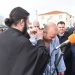 Ο πόντιος Σάββας κέρδισε το Σταυρό στο Πόρτο Λάγος. Και γυναίκα μαζί με άλλους 7, βούτηξε για τον Σταυρό! (φώτο)