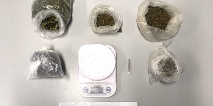 Καβάλα: Καταδίωξη 20 χιλιομέτρων για διακινητή χασίς