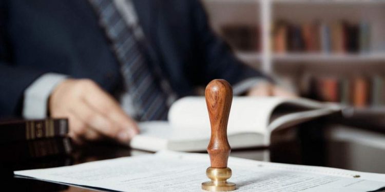 Αποχή για τους συμβολαιογράφους της Θράκης