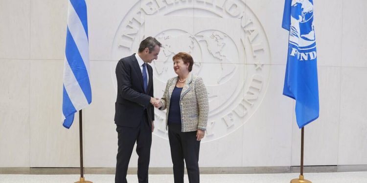 Κλείνει το γραφείο του ΔΝΤ στην Ελλάδα μετά από δέκα χρόνια