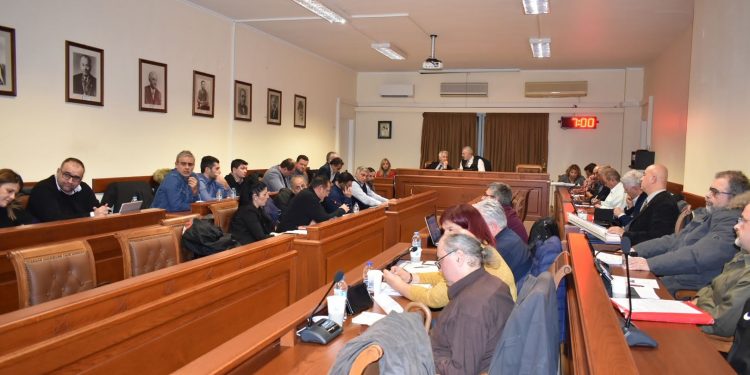 «ΧΟΝΤΡΟ» ΠΑΡΑΣΚΗΝΙΟ για τη θέση του Συμπαραστάτη του  Δημότη, «πιέσεις» στην αντιπολίτευση!