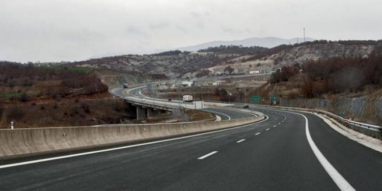 Απάντηση Υφυπουργού Ανάπτυξης και Επενδύσεων για τον κάθετο δρόμο Εχίνος Ελληνοβουλγαρικά σύνορα