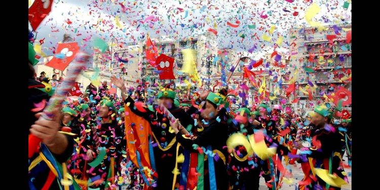 ΚΡΑΥΓΗ ΑΓΩΝΙΑΣ ΑΠΟ ΟΕΒΕ ΞΑΝΘΗΣ ΚΑΙ ΡΟΔΟΠΗΣ ΓΙΑ ΤΗΝ ΑΚΥΡΩΣΗ ΤΟΥ ΚΑΡΝΑΒΑΛΙΟΥ: ΤΟ ΟΙΚΟΝΟΜΙΚΟ ΠΛΗΓΜΑ ΠΟΥ ΘΑ ΥΠΟΣΤΟΥΜΕ ΕΙΝΑΙ ΤΕΡΑΣΤΙΟ!