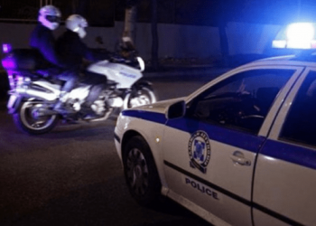 Καταδίωξη διακινητή στην Ξάνθη  – Το όχημα προσέκρουσε σε κράσπεδο