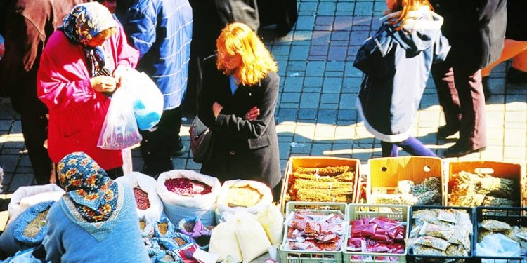 ΕΓΚΛΗΜΑ ΝΑ ΛΕΙΤΟΥΡΓΗΣΕΙ  το παζάρι της Ξάνθης λένε οι γιατροί!