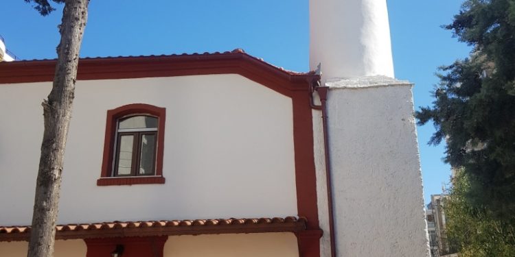 ΣΤΗ ΔΙΑΠΑΣΩΝ ΤΑ ΤΖΑΜΙΑ! Κλειστά μεγάφωνα στις εκκλησίες!