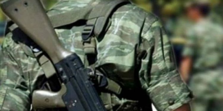 ΞΑΝΘΙΩΤΙΚΑ ΠΑΡΑΣΚΗΝΙΑ – Ένταση χθες στο Δροσερό με τους κατοίκους να φωνάζουν πως δεν υπάρχουν κρούσματα κορονοϊού στον οικισμό.
